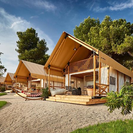 Hotel Arena One 99 Glamping Pomer Esterno foto
