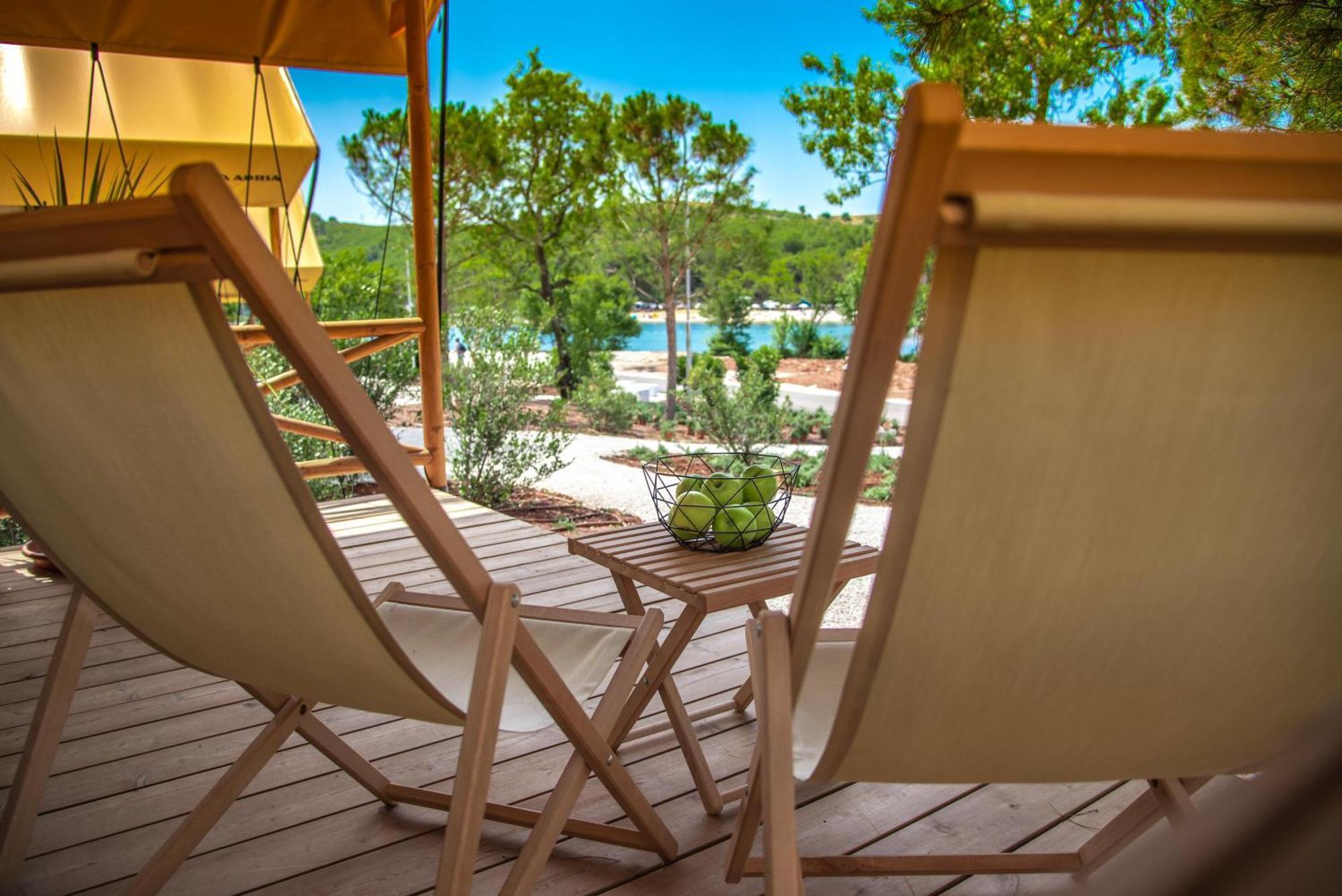 Hotel Arena One 99 Glamping Pomer Esterno foto