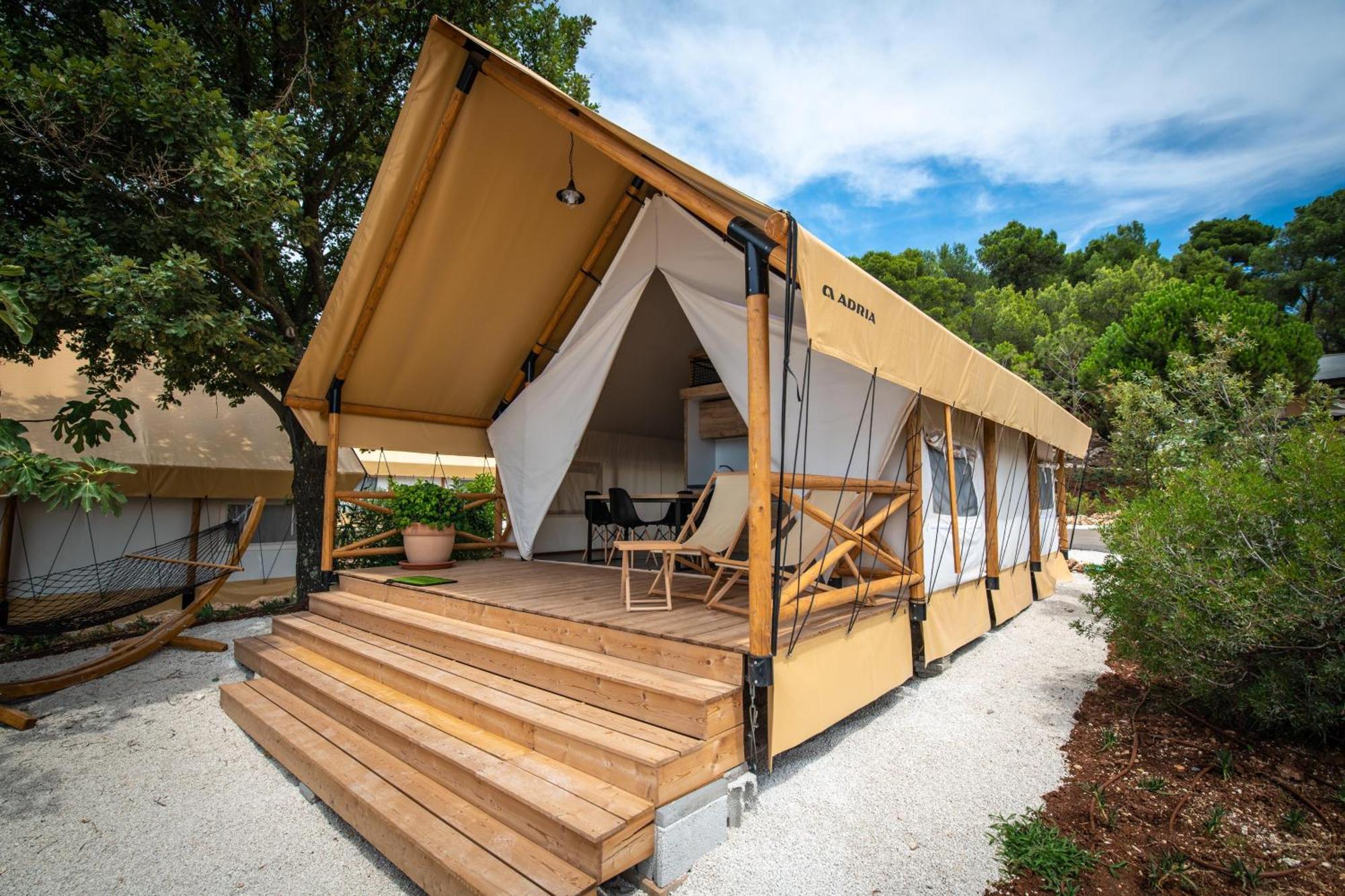 Hotel Arena One 99 Glamping Pomer Esterno foto