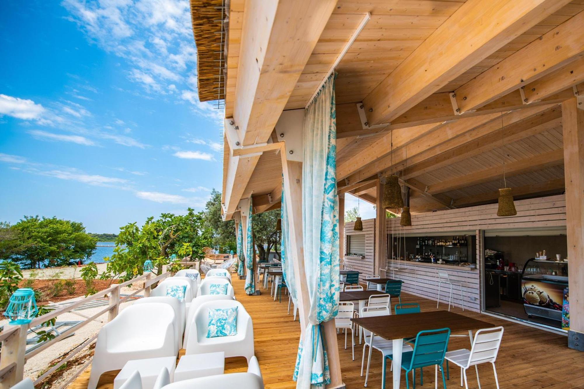 Hotel Arena One 99 Glamping Pomer Esterno foto