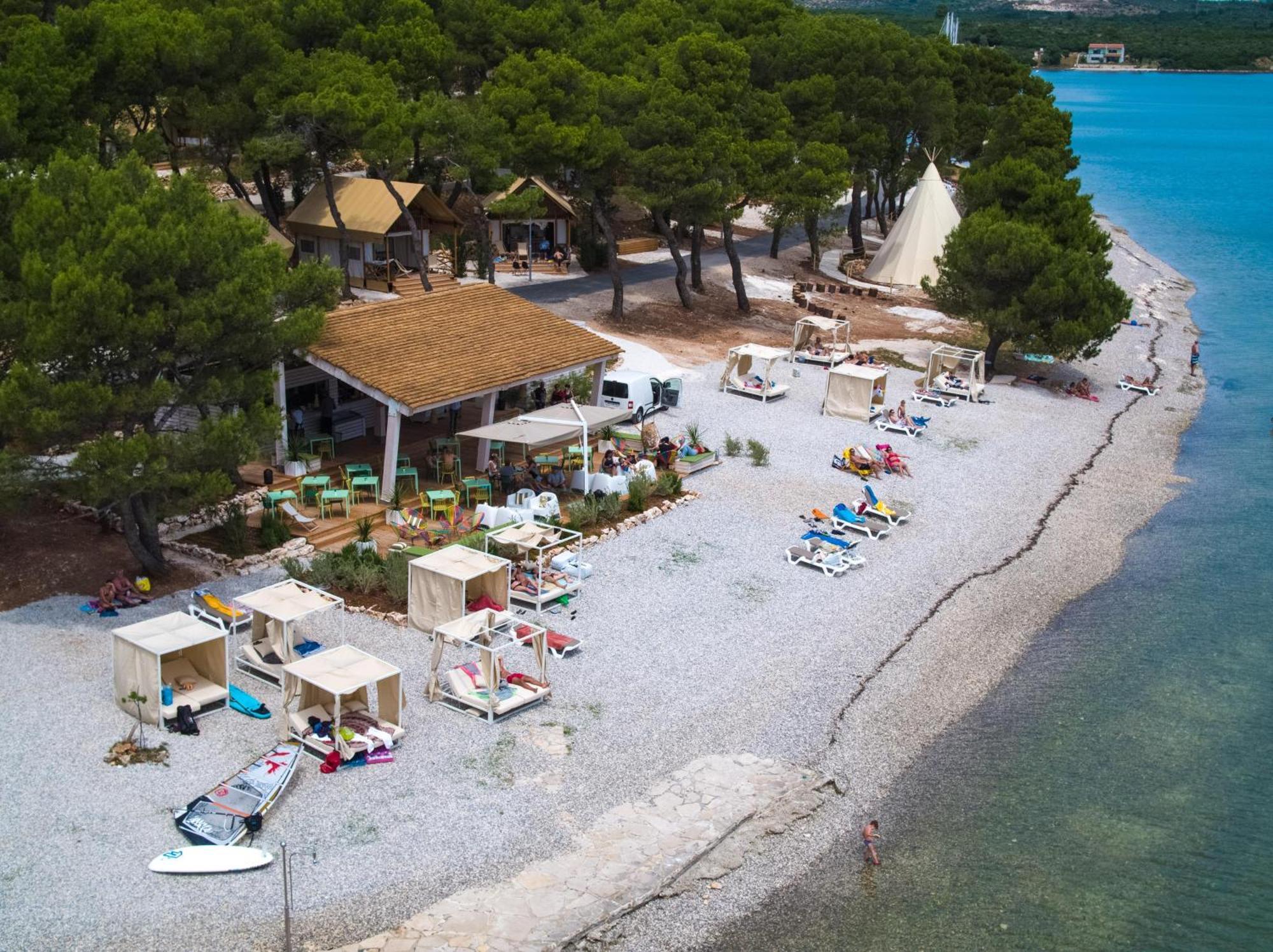 Hotel Arena One 99 Glamping Pomer Esterno foto