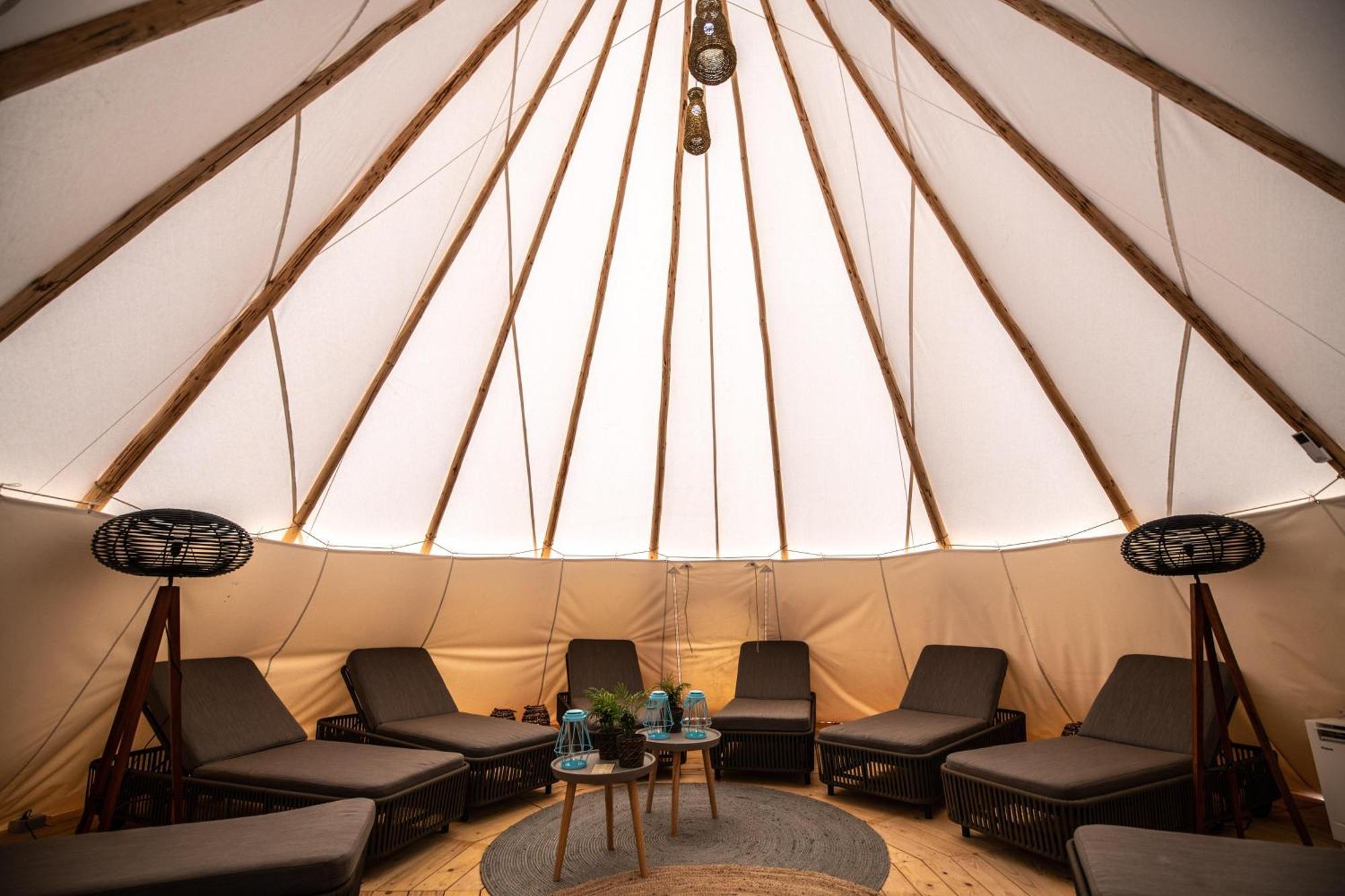 Hotel Arena One 99 Glamping Pomer Esterno foto