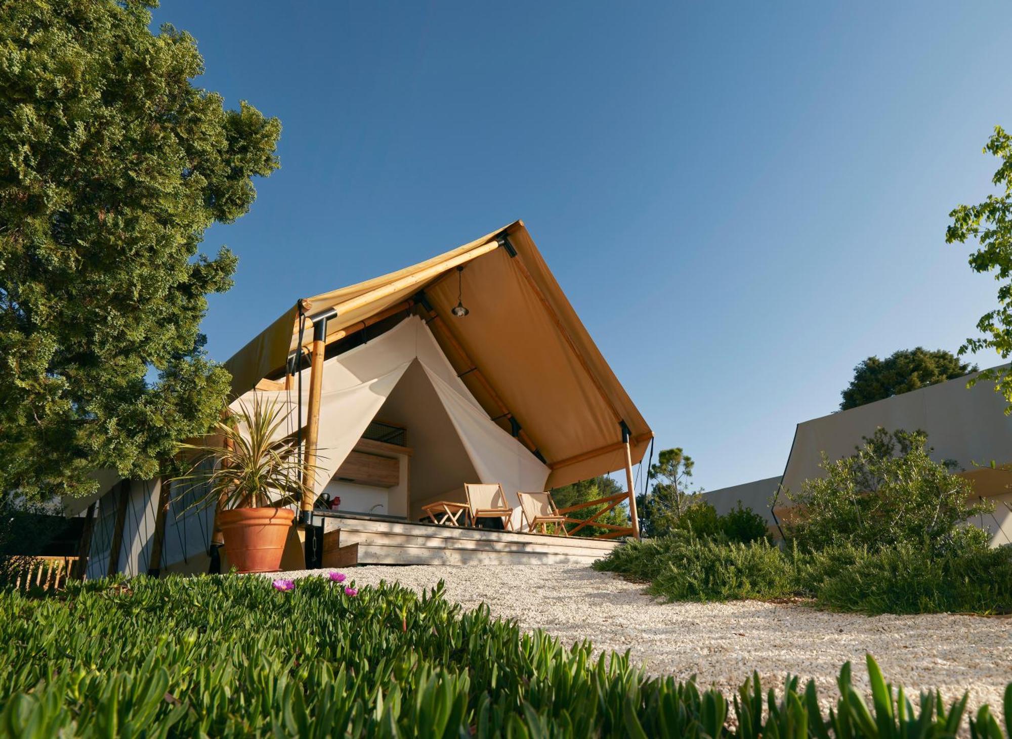 Hotel Arena One 99 Glamping Pomer Esterno foto