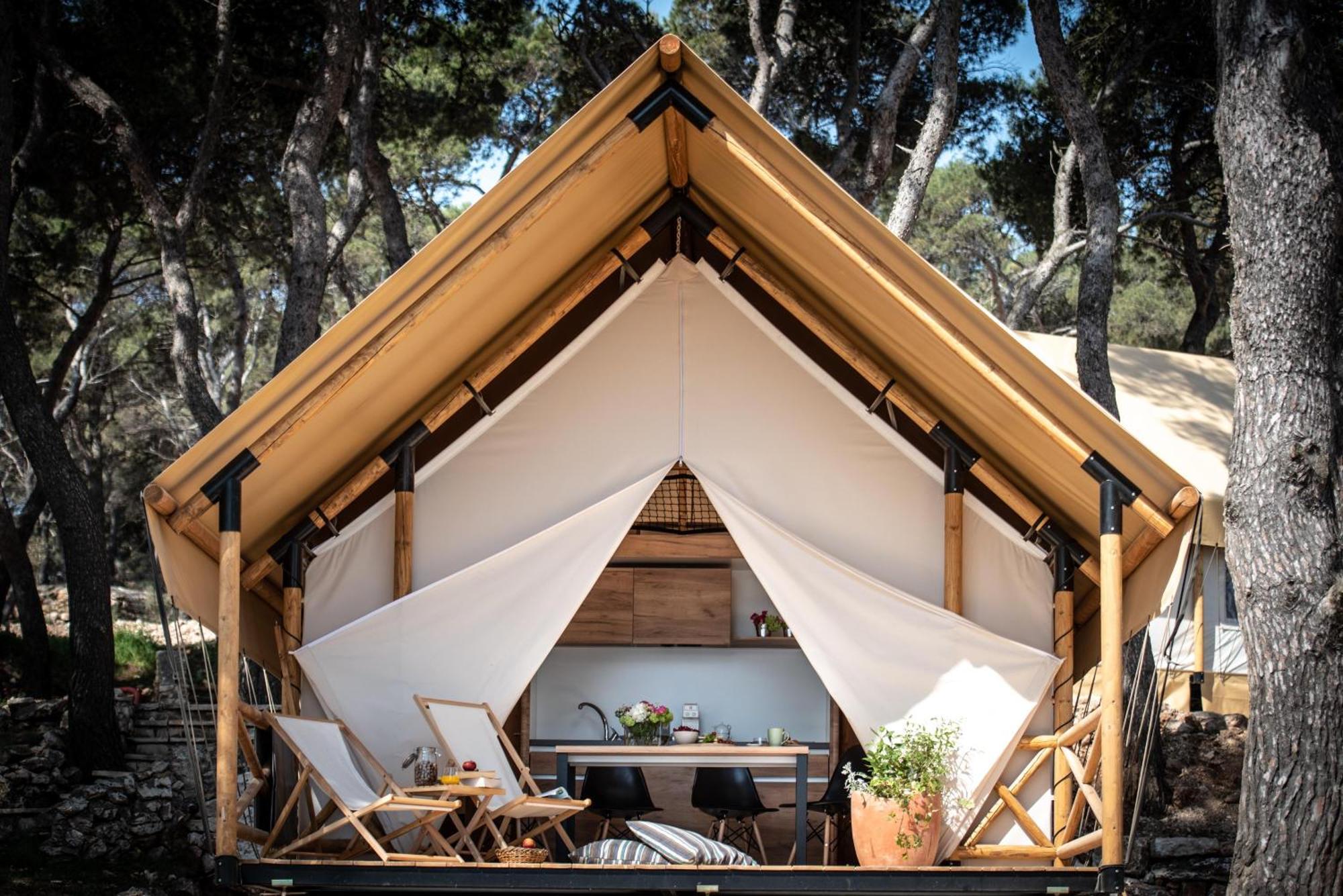 Hotel Arena One 99 Glamping Pomer Esterno foto