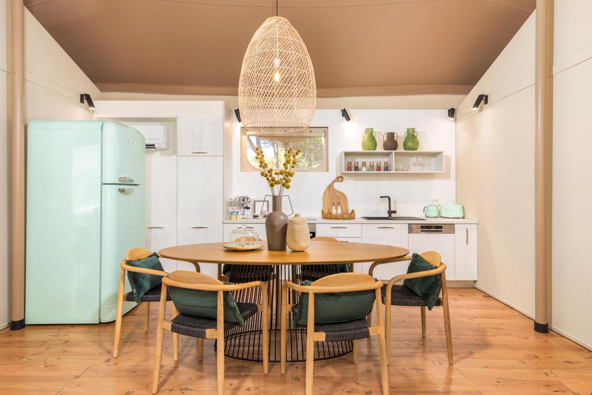 Hotel Arena One 99 Glamping Pomer Esterno foto