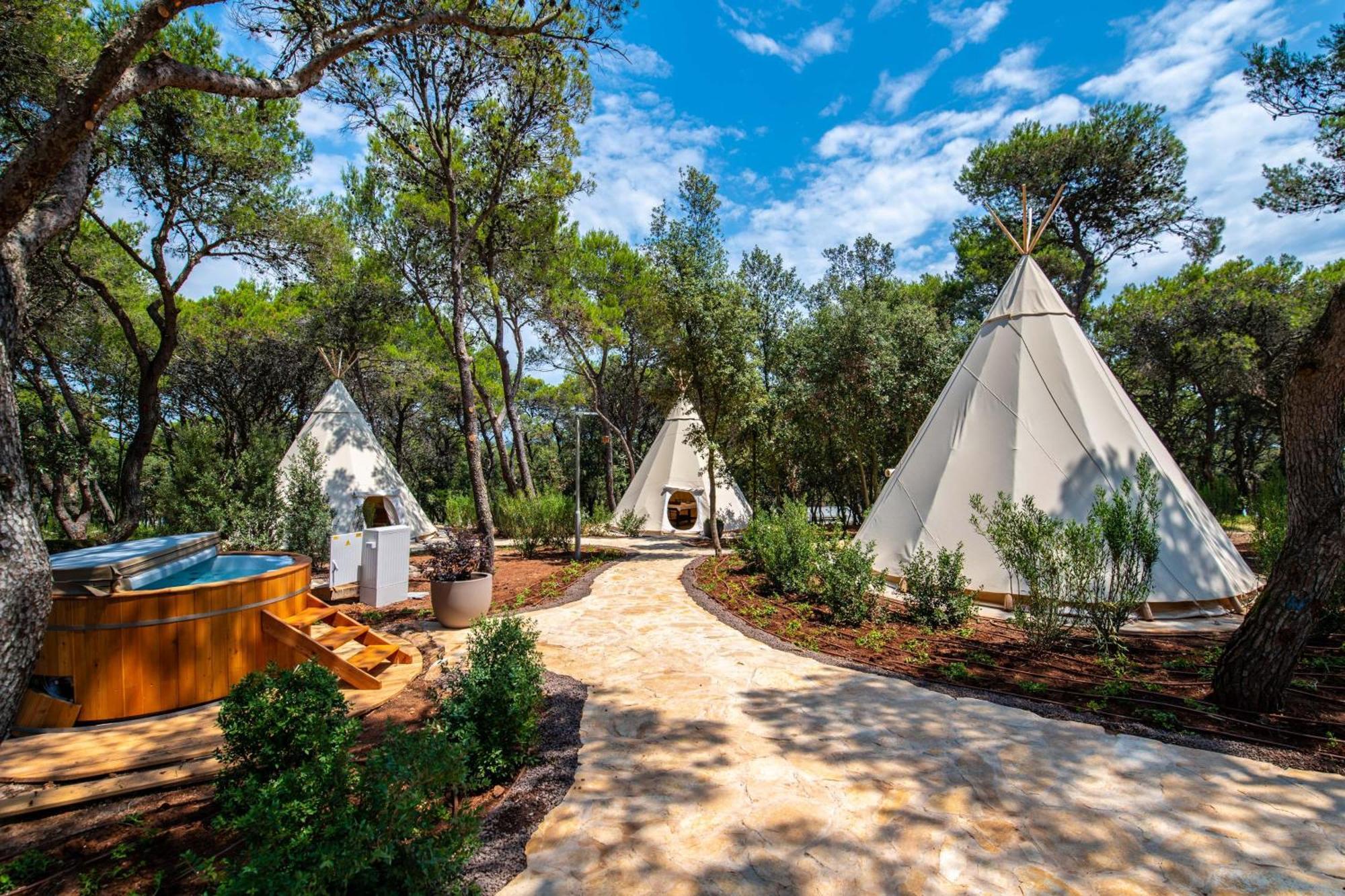 Hotel Arena One 99 Glamping Pomer Esterno foto